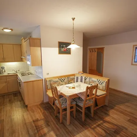 Bauernhof Hoenigshof Guest house Fischbach