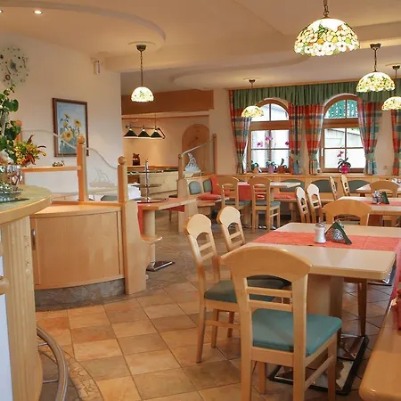 Bauernhof Hoenigshof Guest house 3*