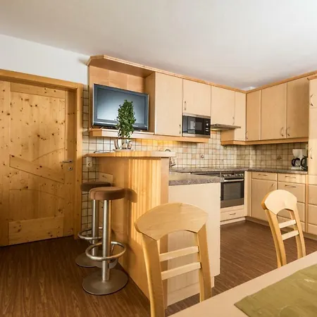 Bauernhof Hoenigshof 3*