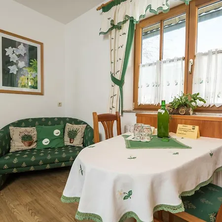 Bauernhof Hoenigshof 3*