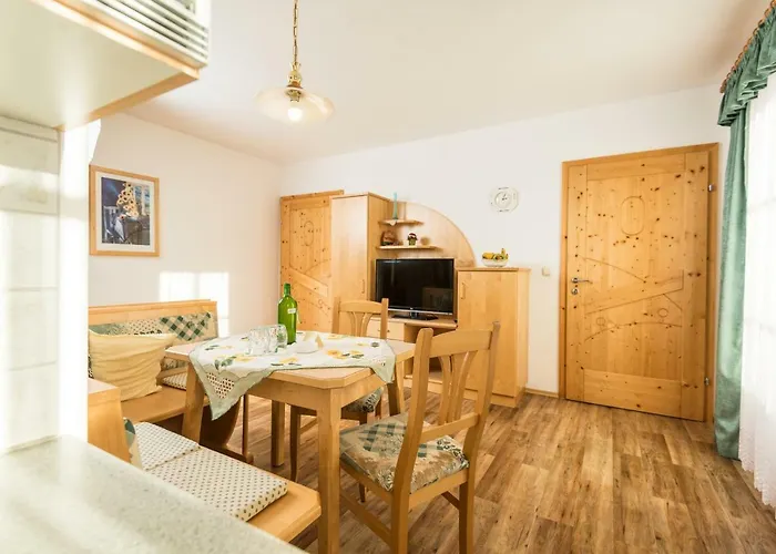 Bauernhof Hoenigshof 3*